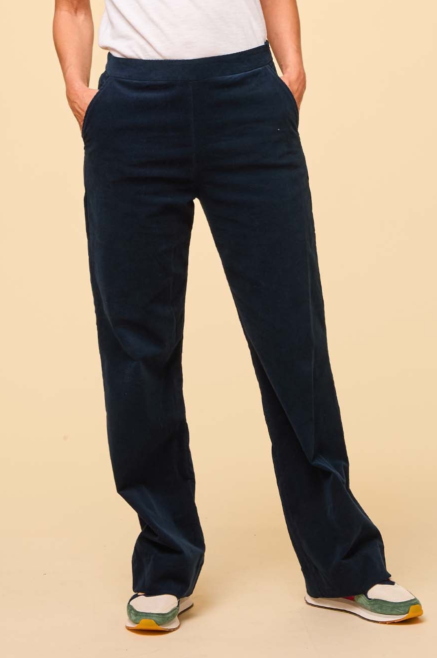 超美品 cantate Fine Corduroy Trousers ネイビー コーデュロイが好きだ。 | cliché