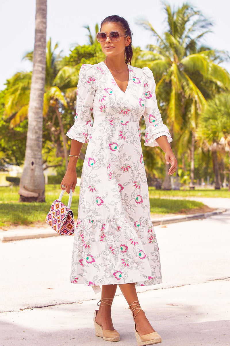 Victoria Cotton Sateen V-Neck Printed Dress | Waterlily Pink/White