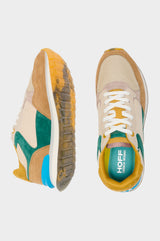 Montreal-Trainers-Camel