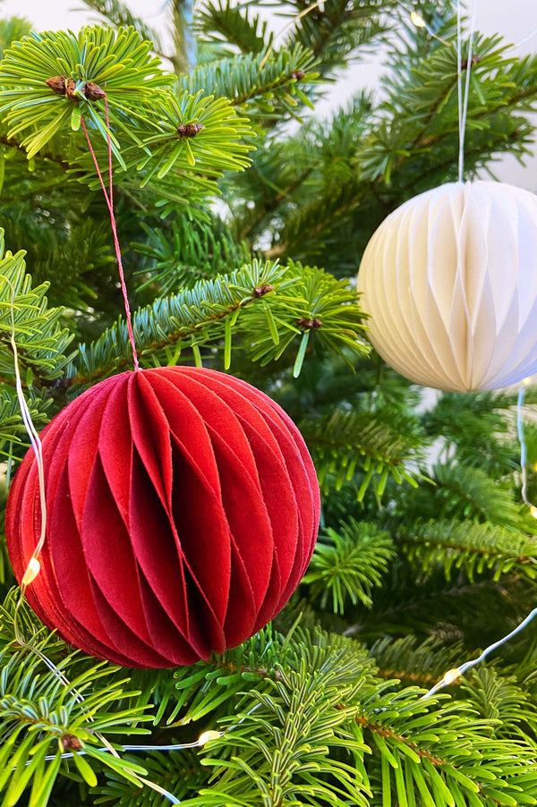 Pack of Two Baubles | Red