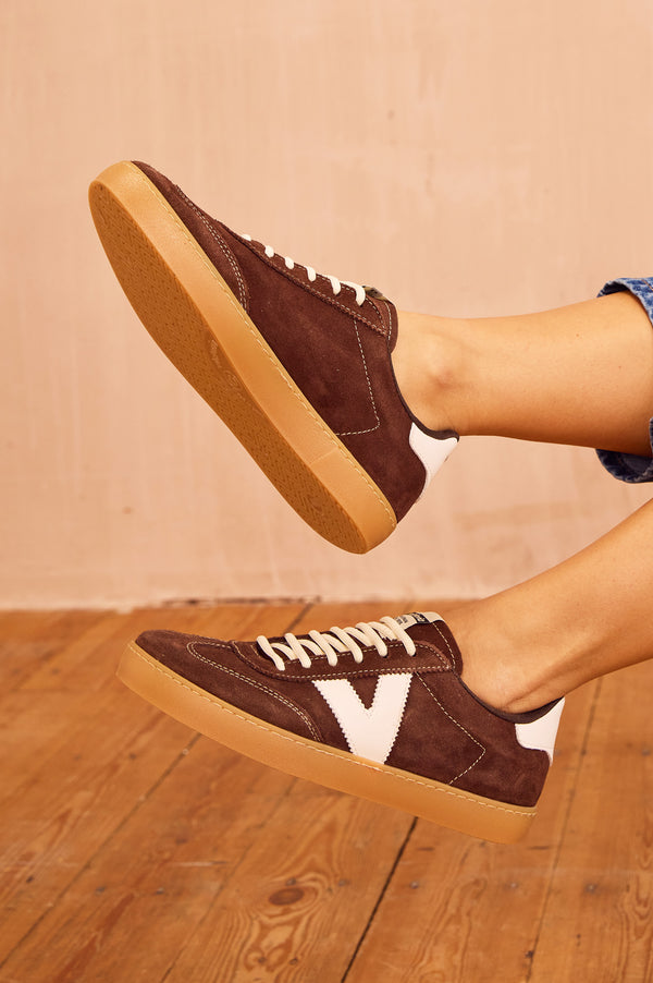 VICTORIA Berlin Ciclista Trainers | Chocolate