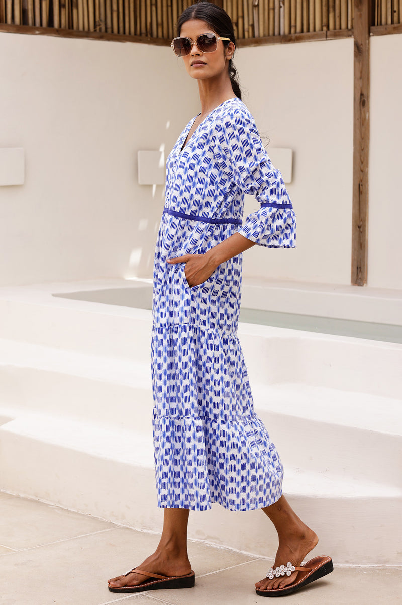 Hayden Organic Cotton Dress | Ikat White/Blue