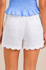 Low Rise Scallop Short | White