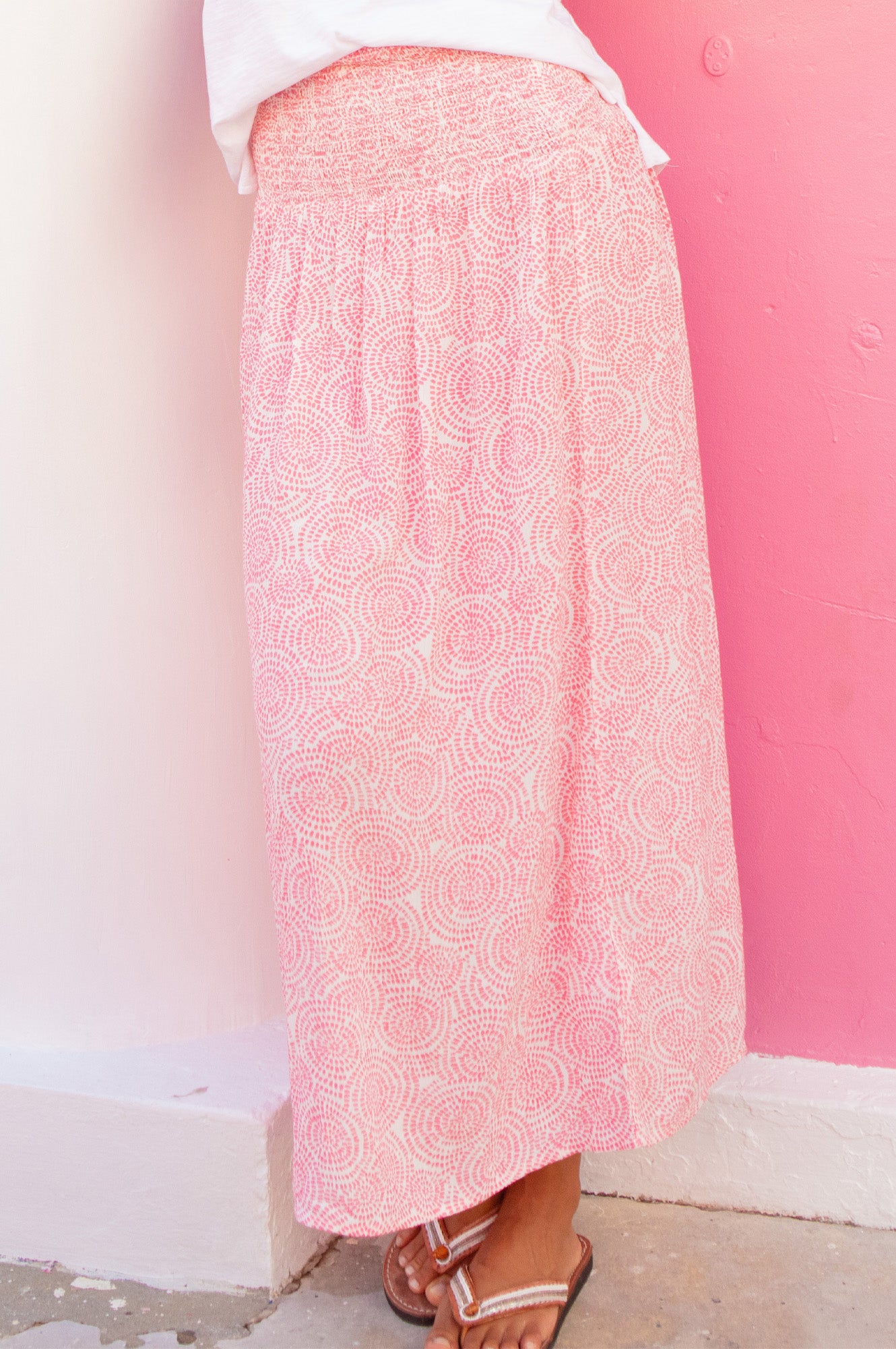 Brady Viscose Crinkle Skirt | White/Pink