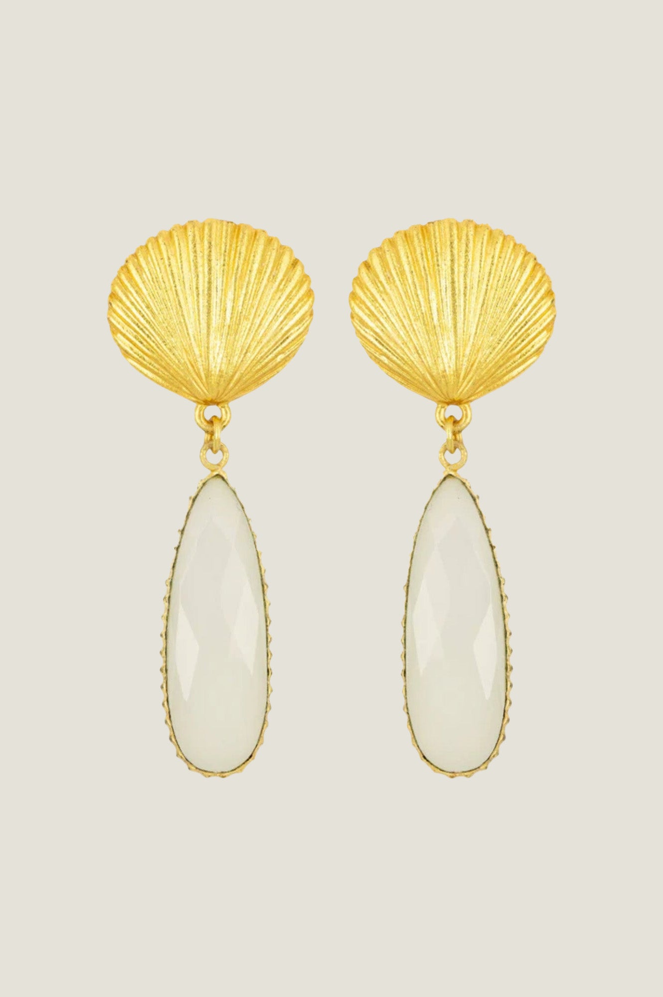 ASHIANA Tria Shell Earrings | Gold/White