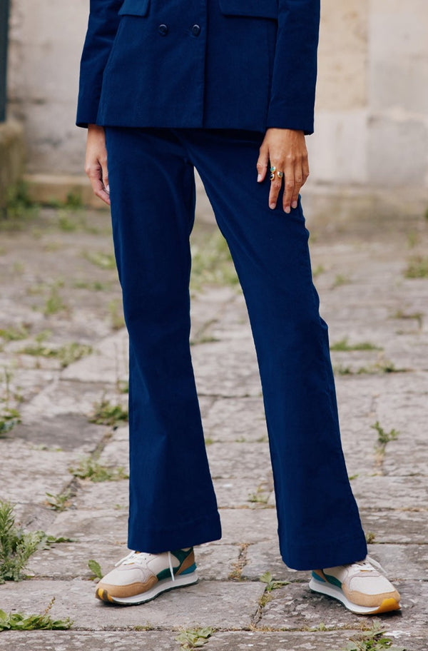 Charlie Stretch Corduroy Trousers | Atlantic Blue