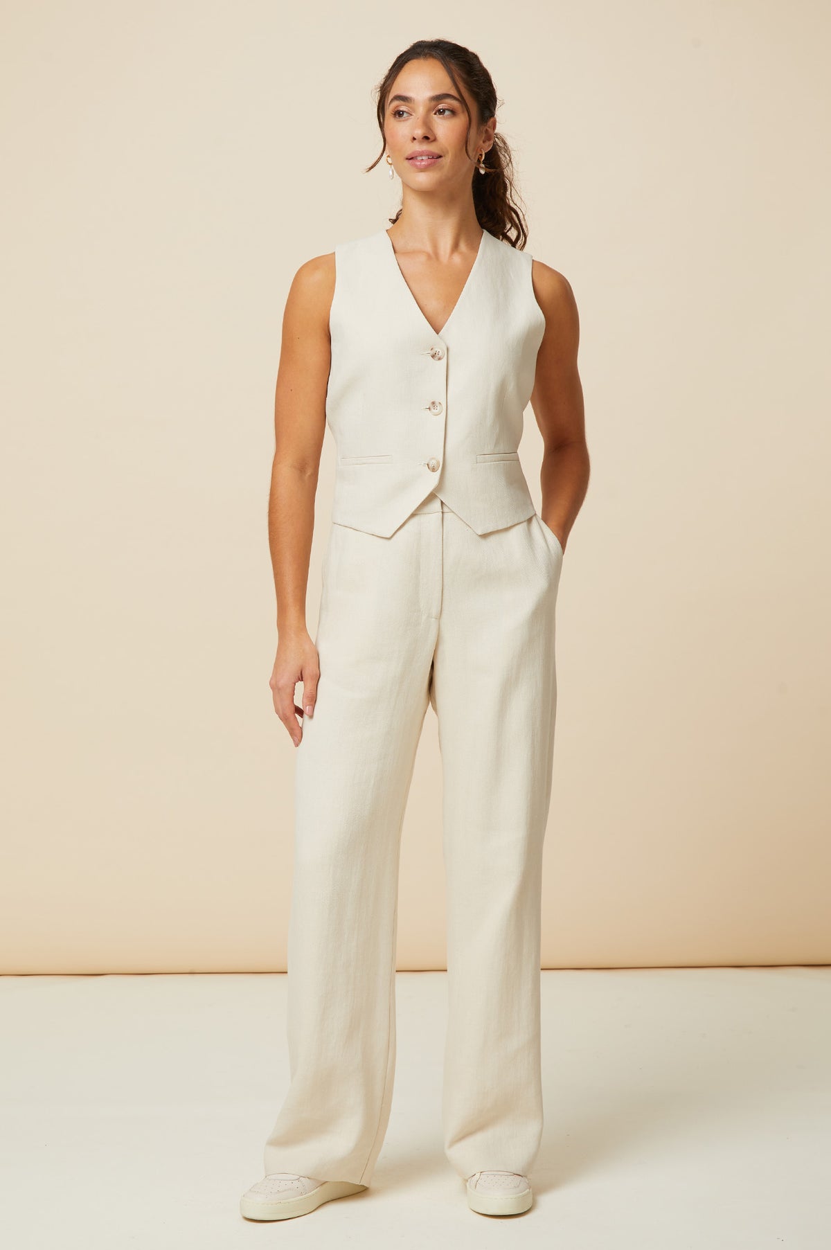 Ecom-1_2e9ce902-2343-4d1c-b7ee