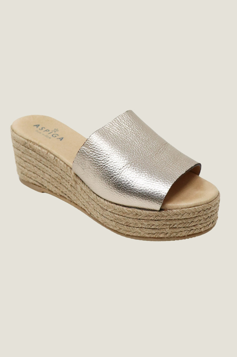 Laura Mule | Gold