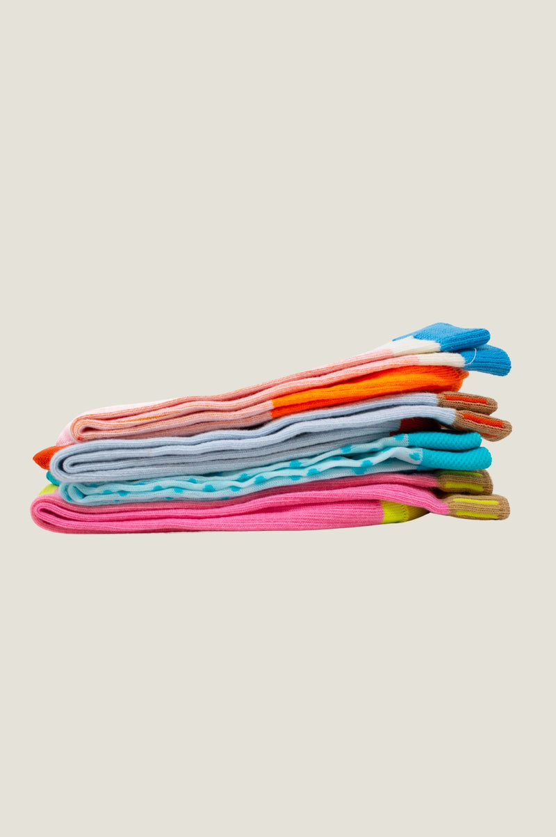 Ribbed Smiley Sock | Grey/Red
