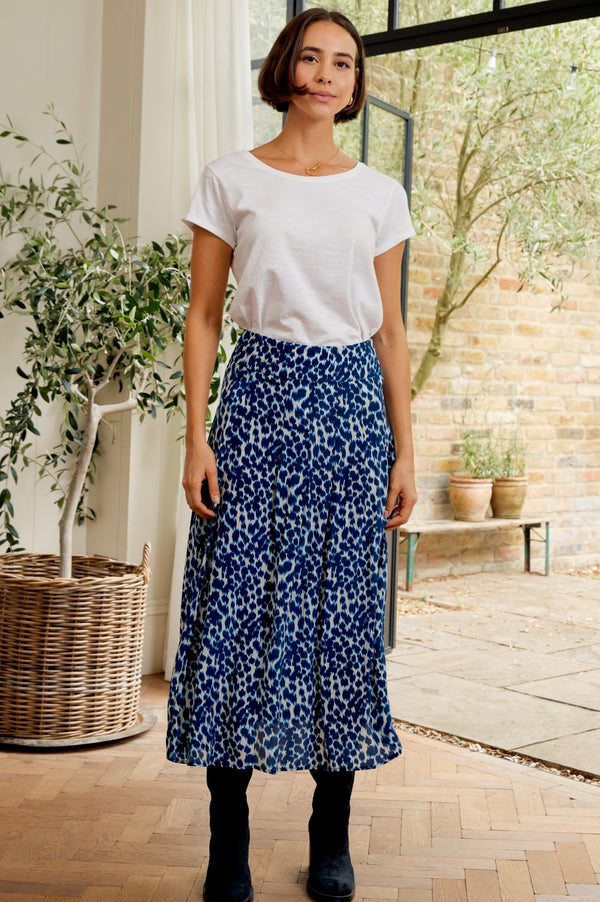 Mira Viscose Crepe Printed Skirt | Animal Ikat Navy/Cream