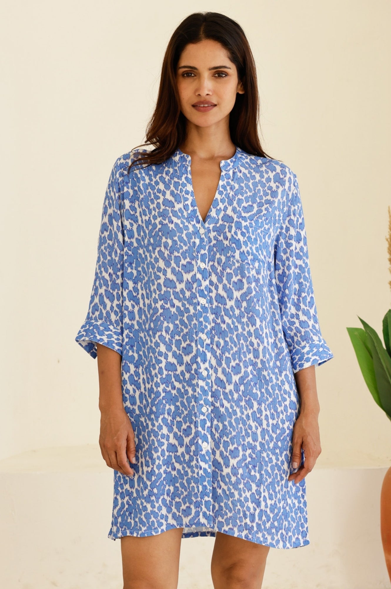 APPROVED Mila Viscose Crinkle Shirt Tunic | White/Blue - Aspiga