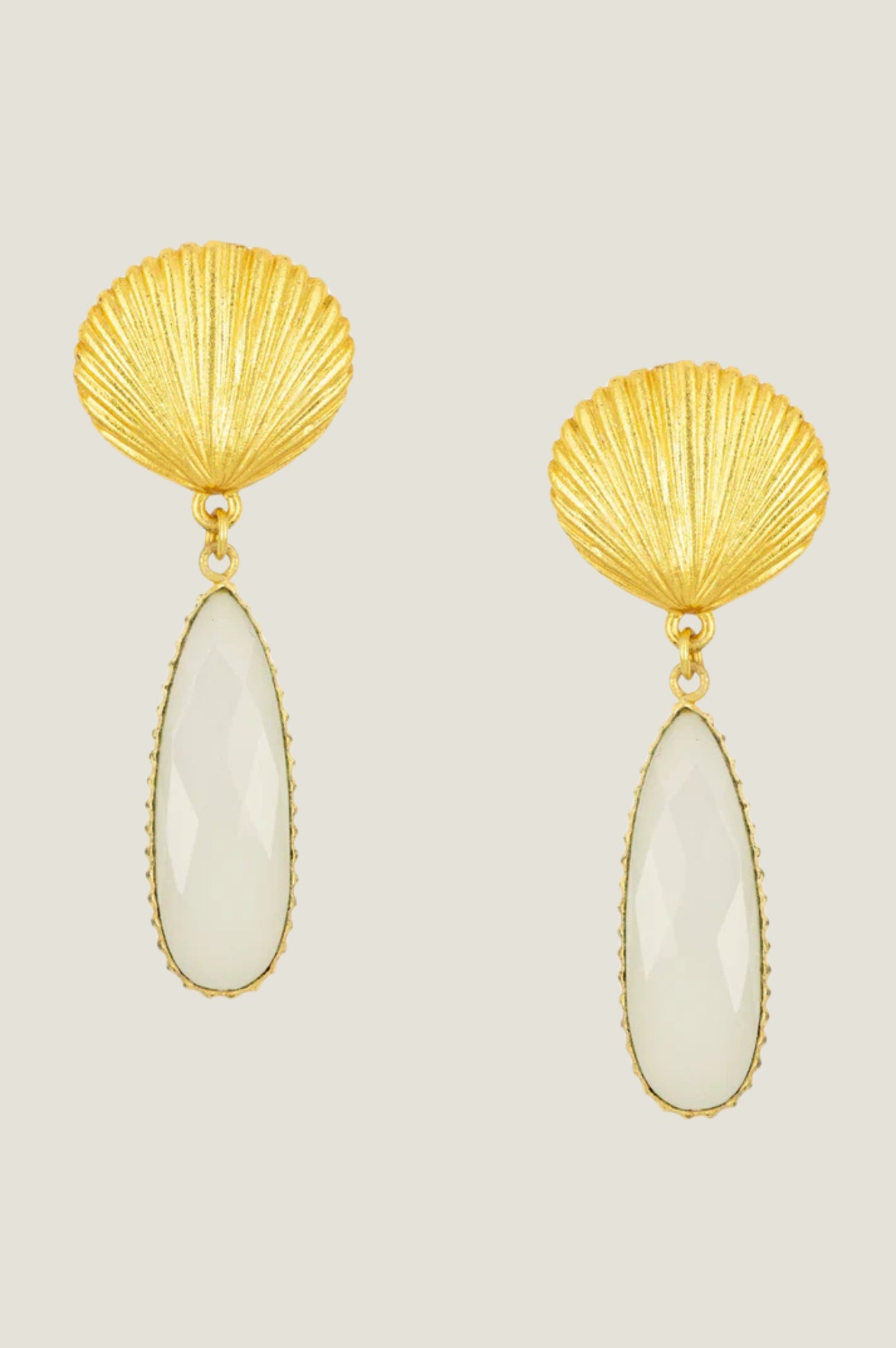ASHIANA Tria Shell Earrings | Gold/White