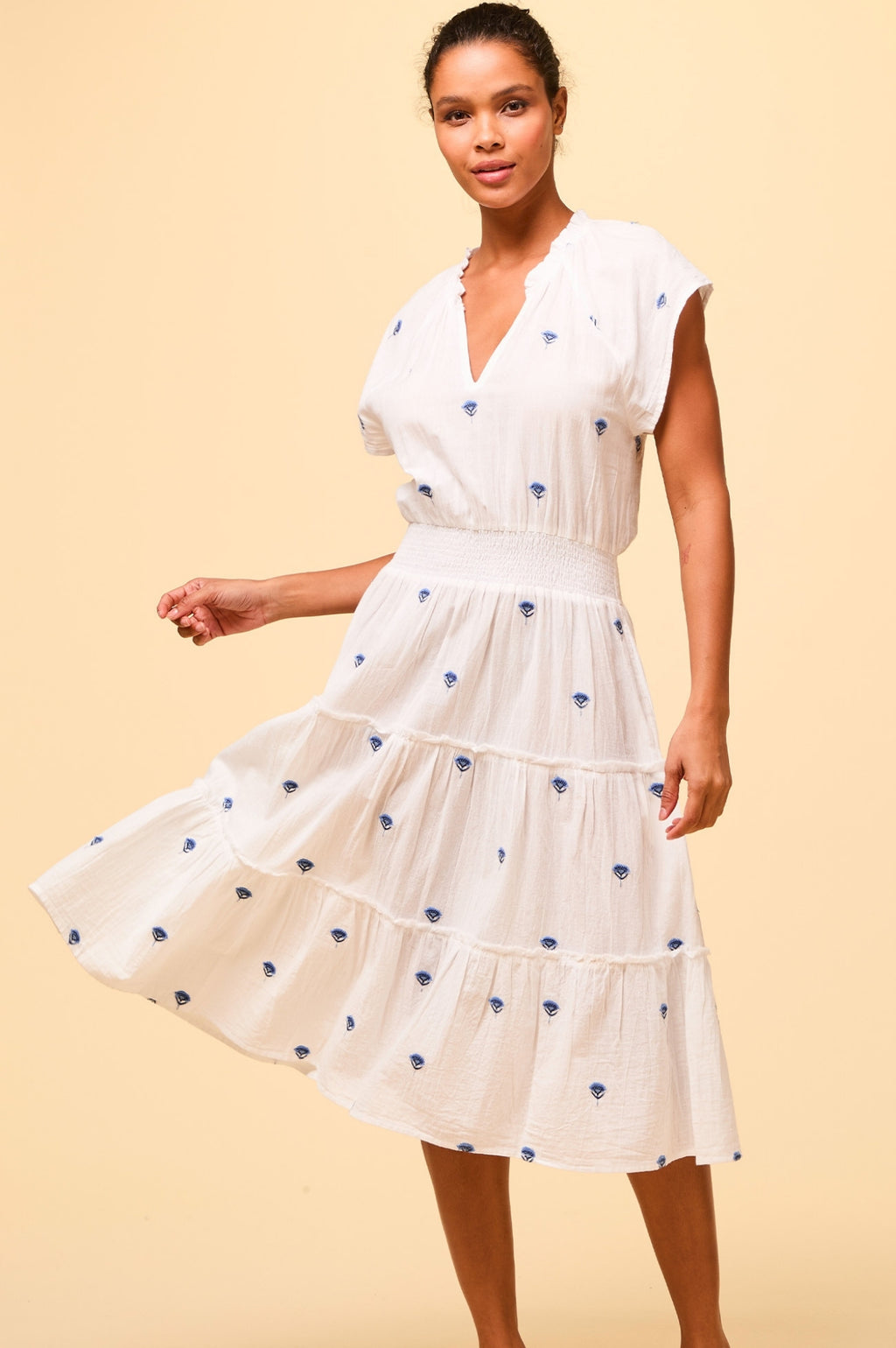 Aspiga Womens Sustainable Riley Cotton Dress Floral Embroider Summer