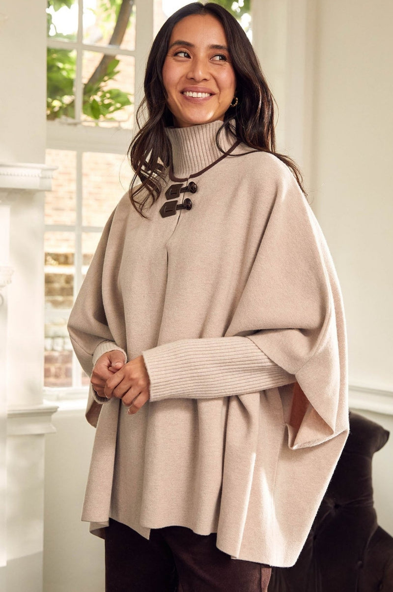 Knitted Cape | Oat