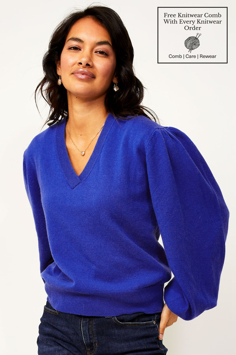 Merino Cashmere Blend V-Neck Jumper | Cobalt Blue