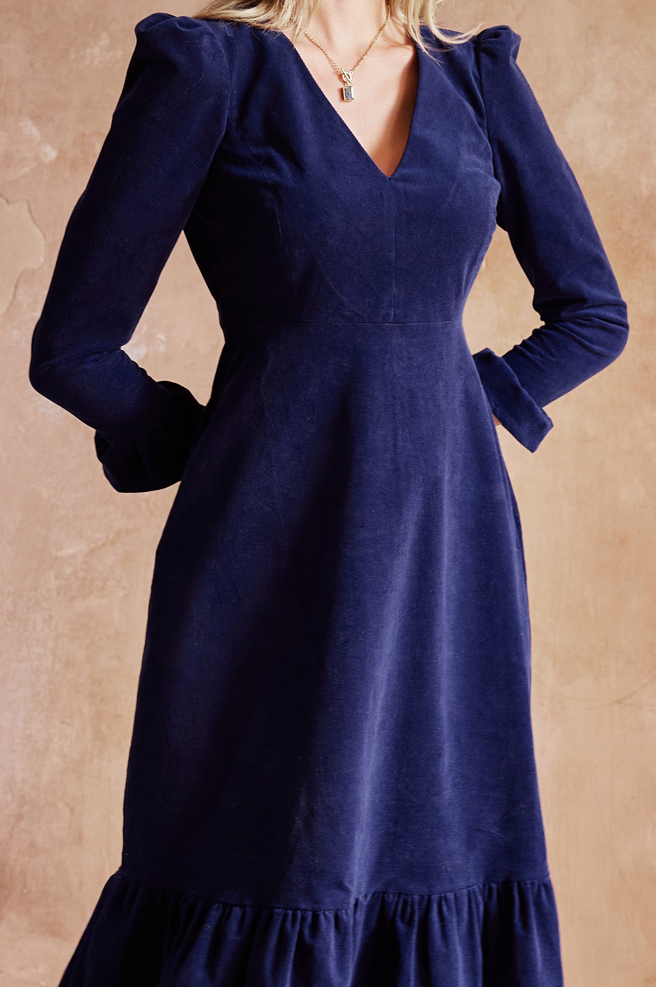 Aspiga Ladies Sustainable Responsibly Sourced Stretch Cotton Corduroy V