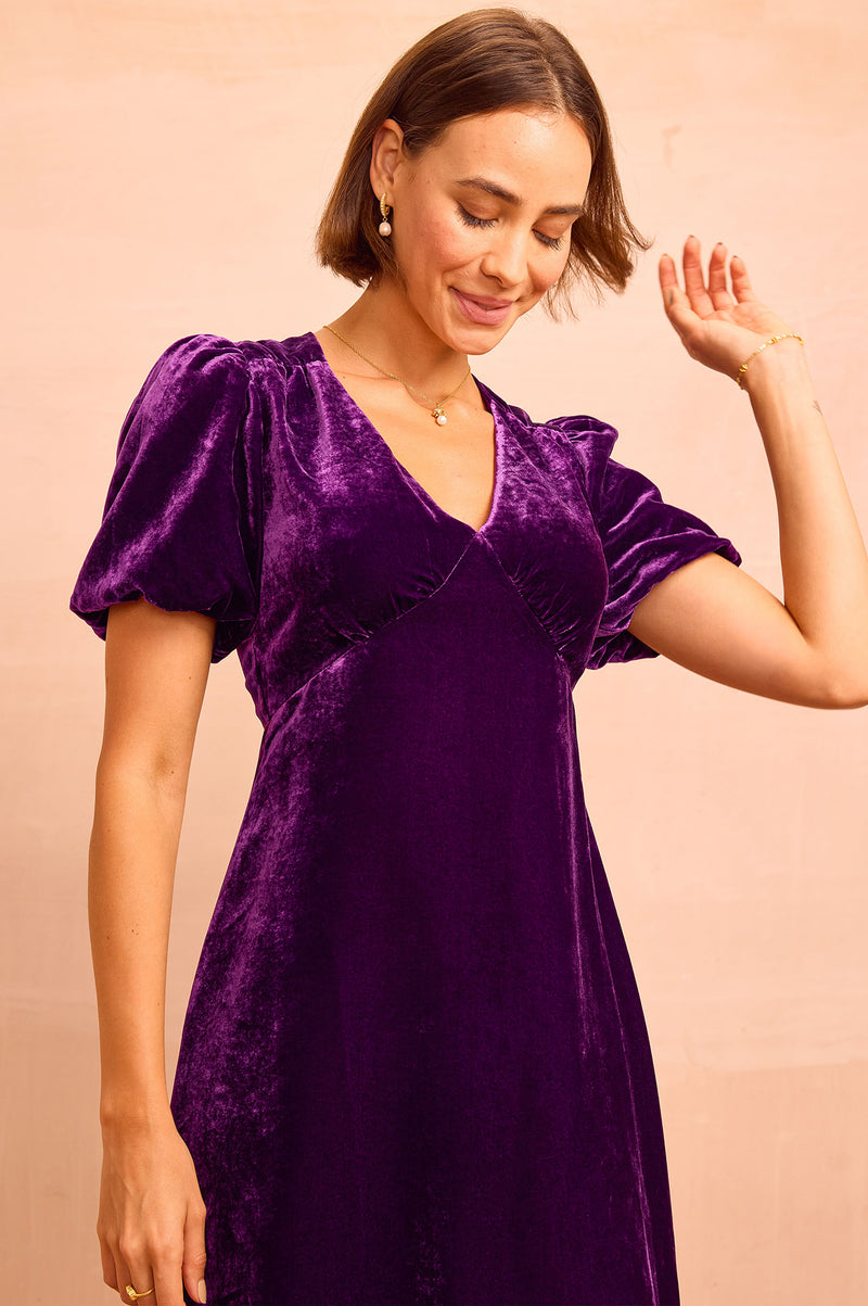 Aspiga Women's Aimie Velvet Short Sleeve Viscose Dress Autumn Winter Graduation - Purple - Casual dresses Aspiga Women's Aimie Velvet Short Sleeve Viscose Dress Autumn Winter Graduation - Purple - Casual dresses