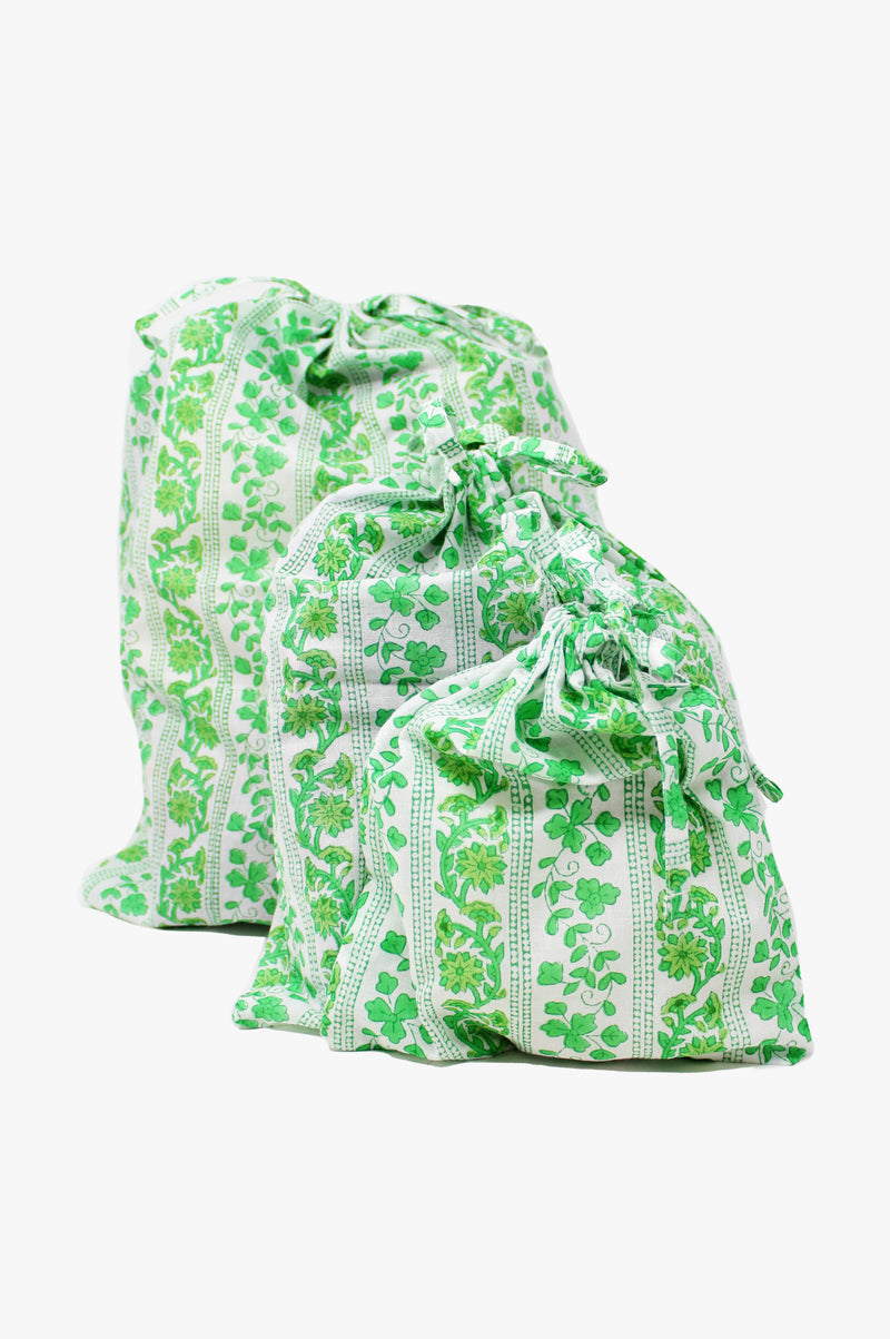Set Of 3 Sustainable Gift Bags | Linear Botanical Green