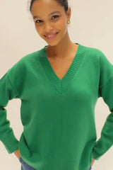 Merino Wool Relaxed V-Neck Jumper | Fern