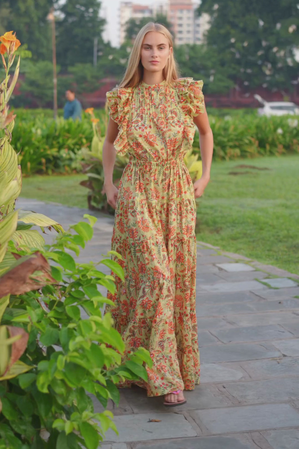 princess polly baby blue dress Floral maxi dress with v-neck and ruffled hem – Reveloire main image 1