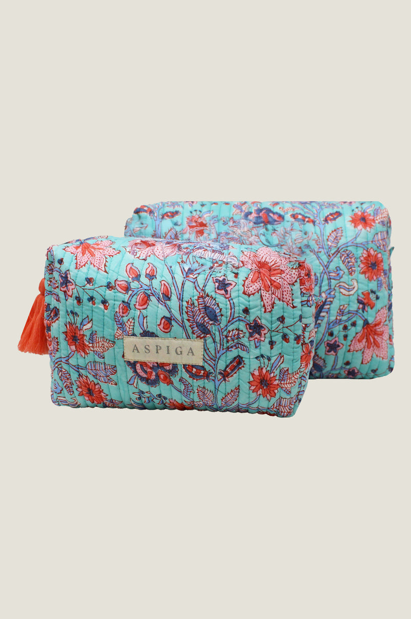 Block Print Medium Wash Bag | Gardenia Blue/Red
