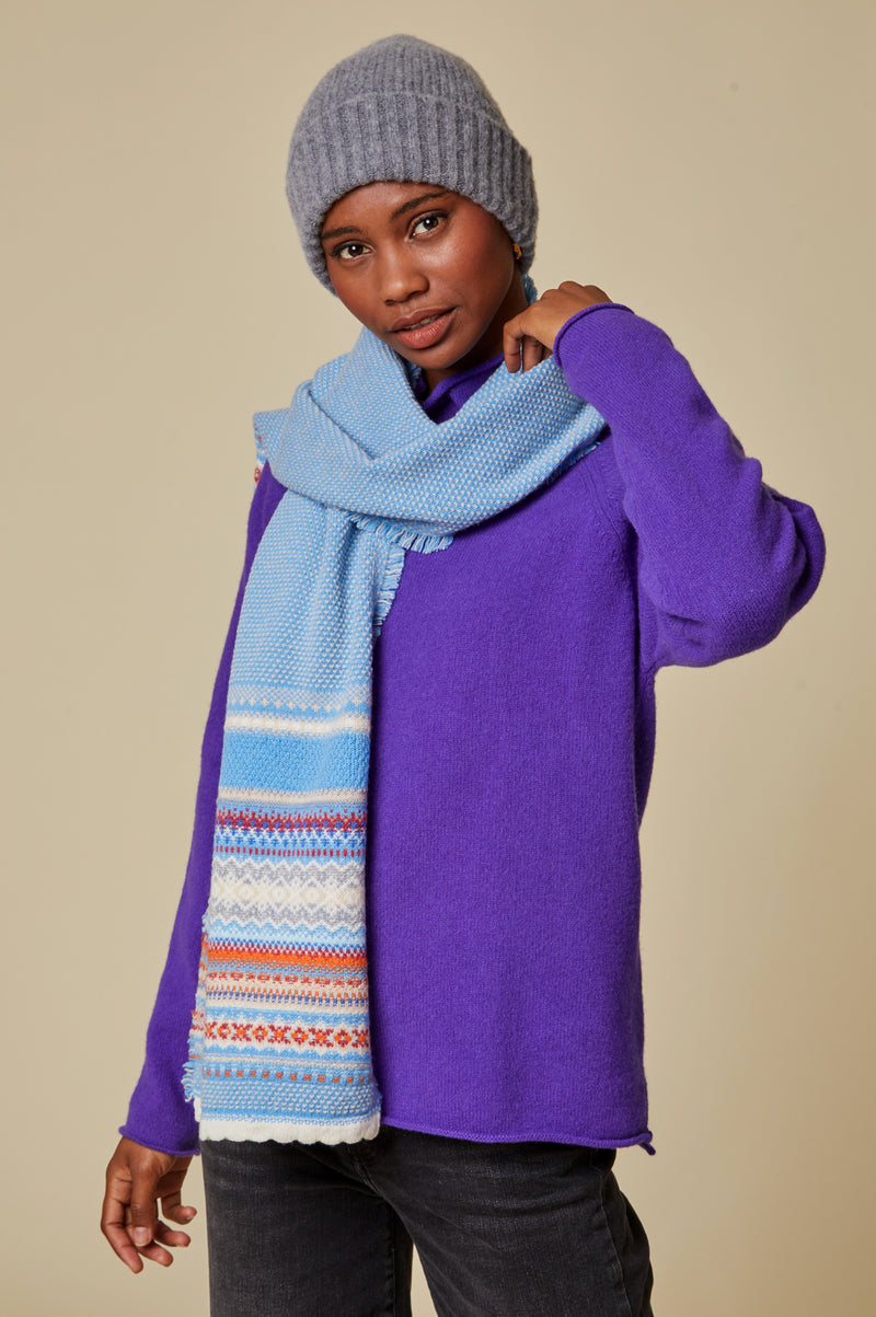 Alpine-Scarf-Cornflower