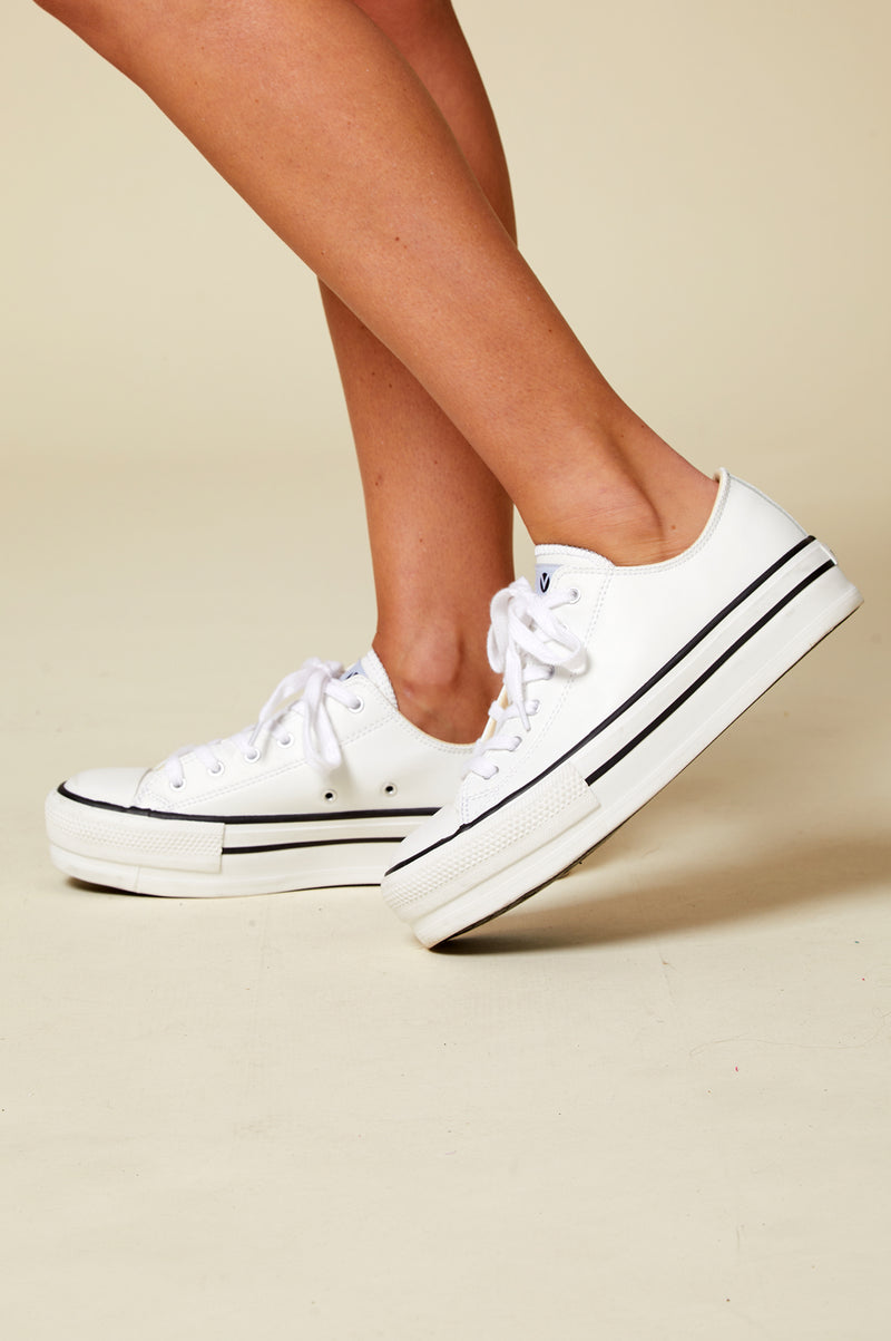 Camden-Low-Top-Trainers-White