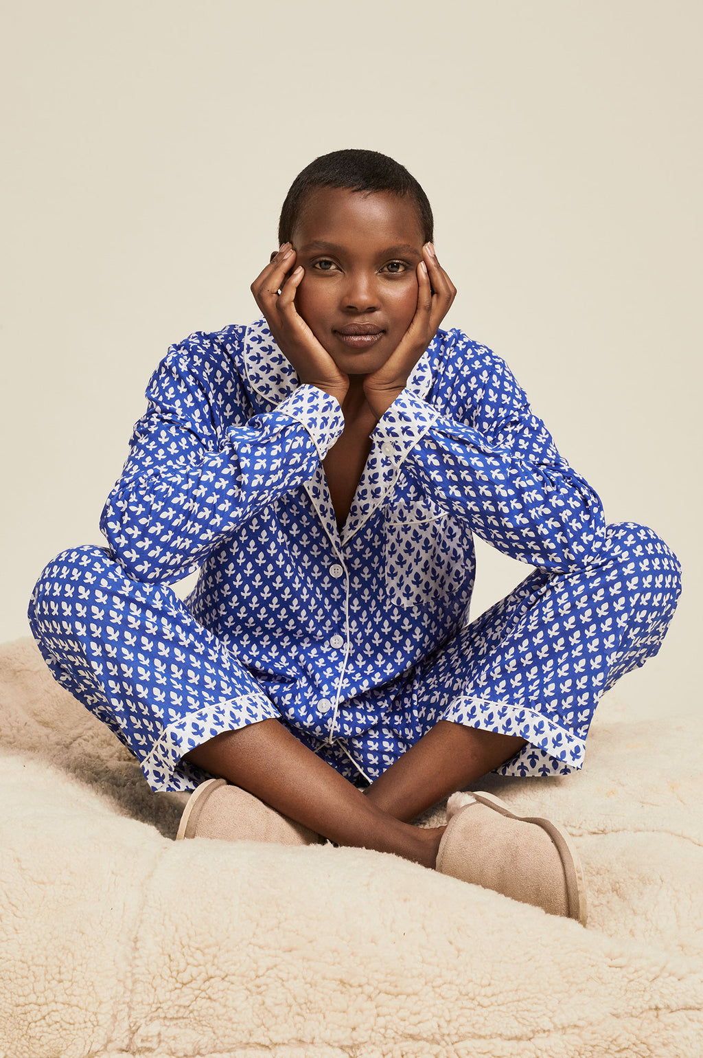 Aspiga Sustainable Organic Cotton Printed Pyjama Set | Leaf Blue/White