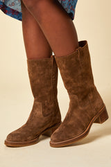 Aba-Suede-Boots-Dark-Camel