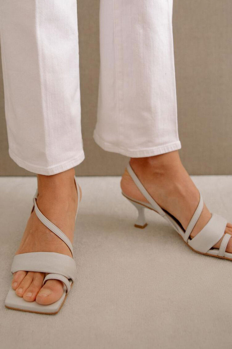 asymmetric-leather-sandals-off-white-alohas