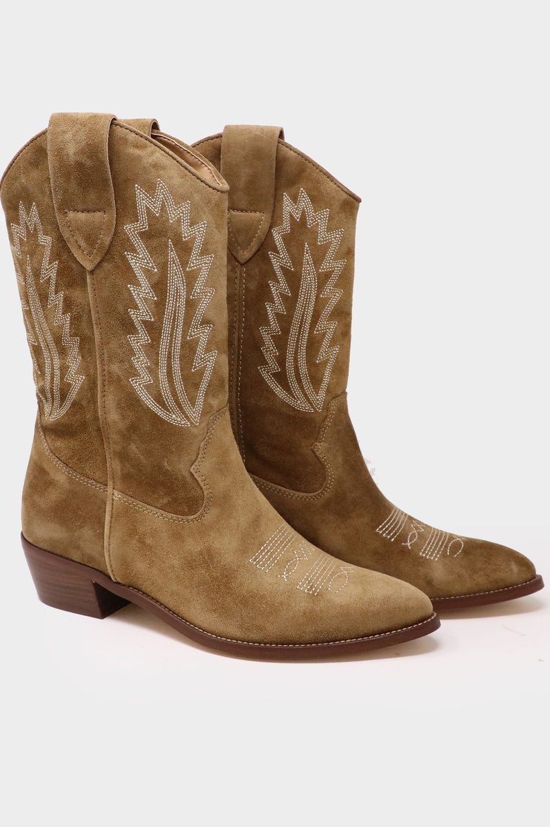 Camilla-Cowboy-Boots-Camel