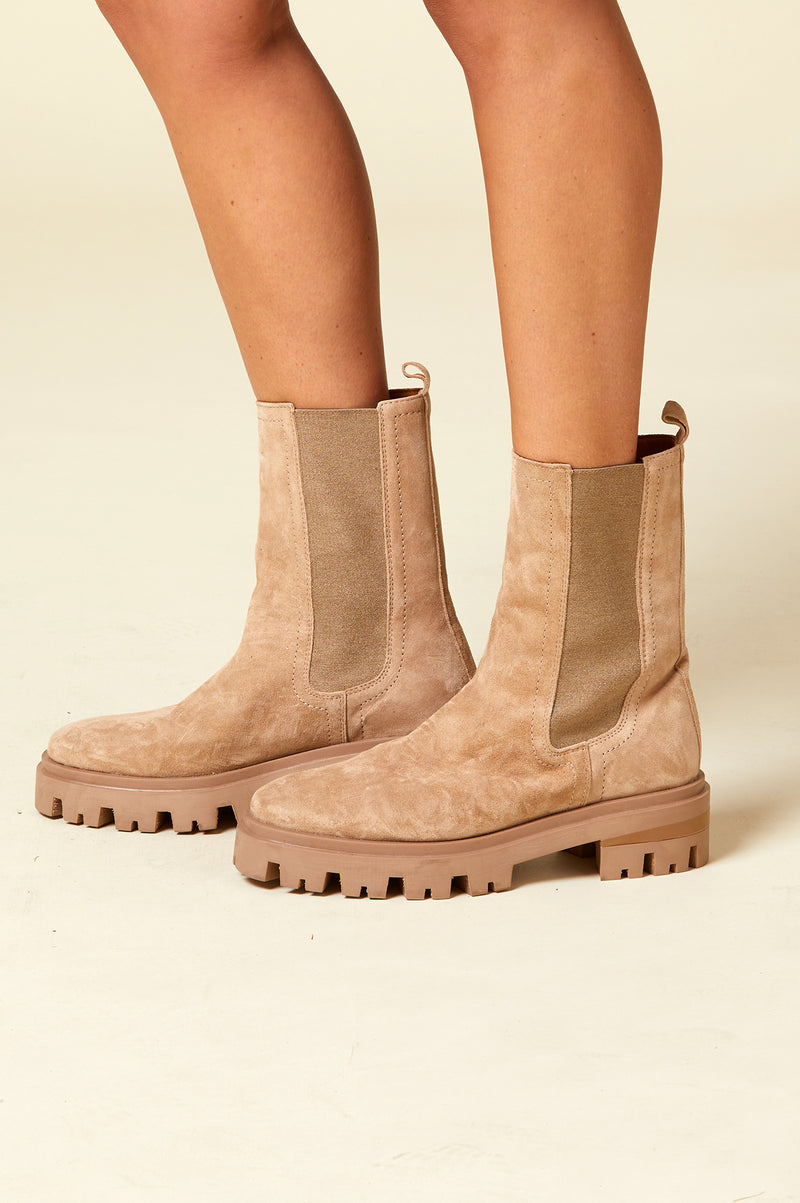 Chunky Sole Chelsea Boots | Stone