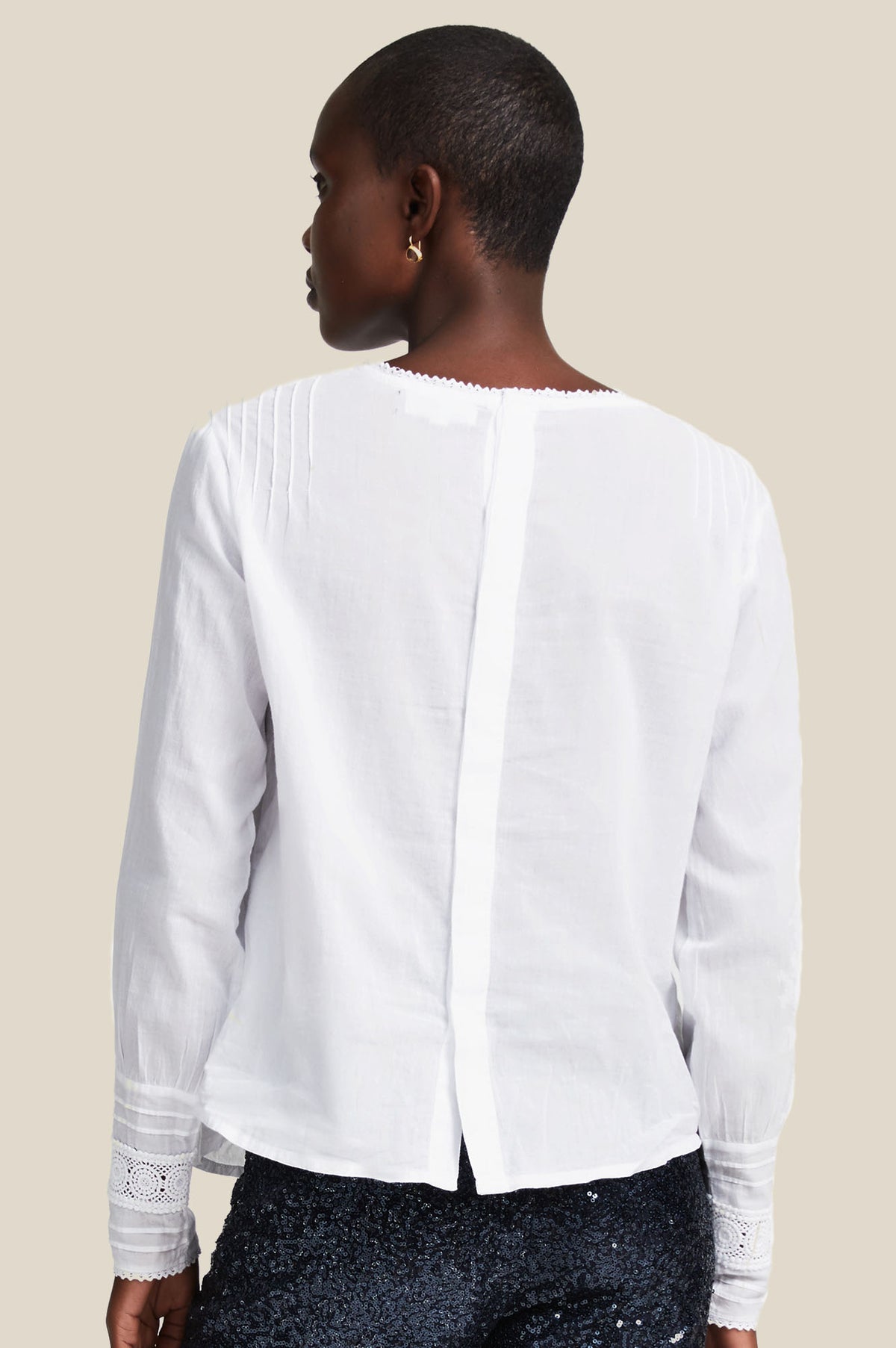 Gina Frill Dobby Blouse | White – Aspiga
