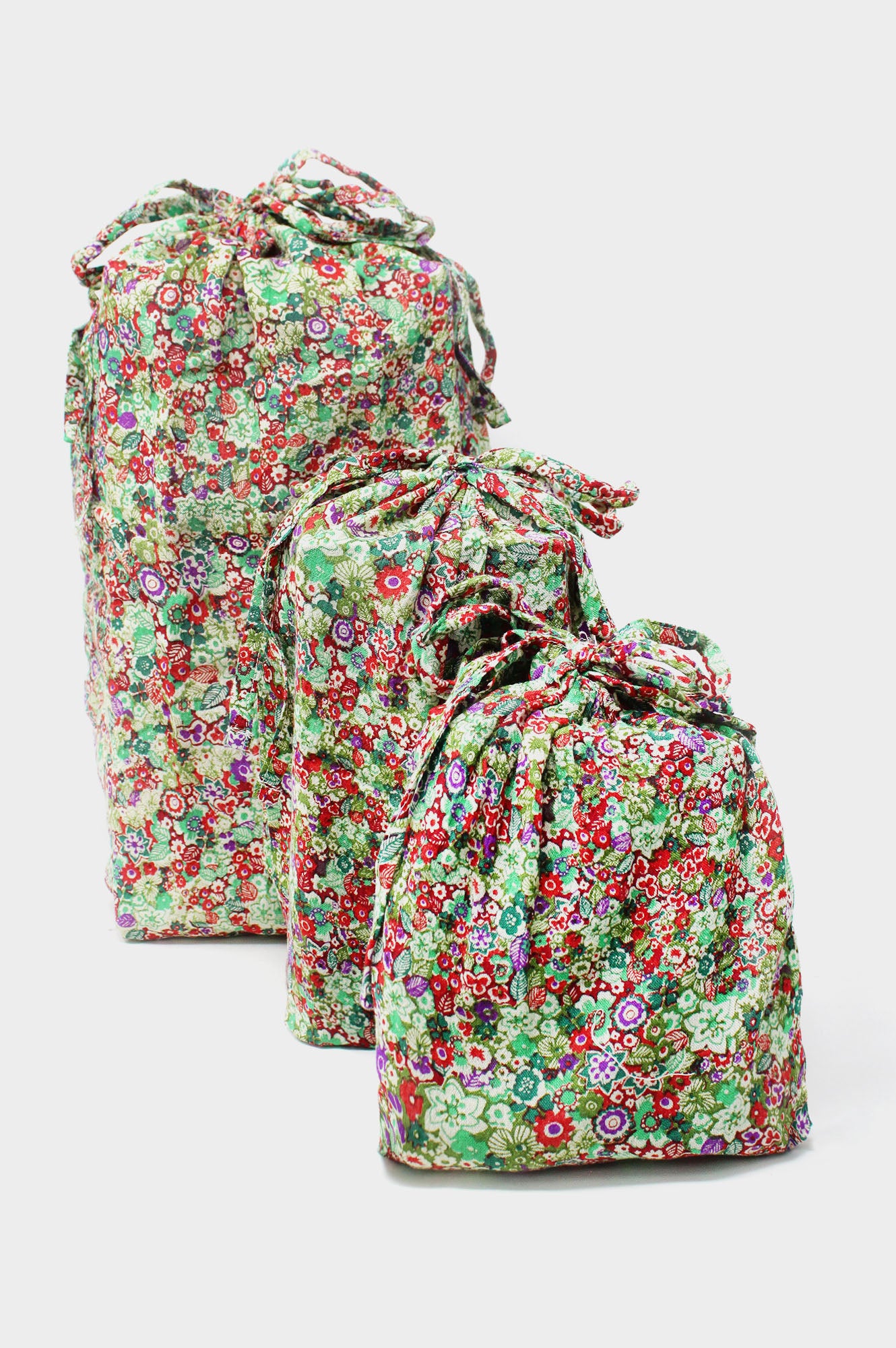 Sustainable-Gift-Bags-Ditsy-Floral-Green