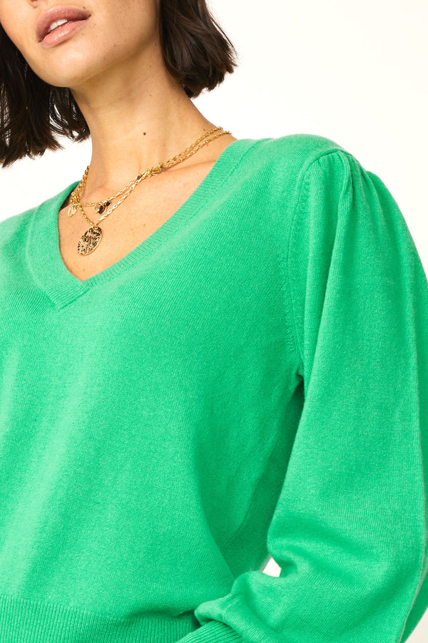 Merino-Cashmere-Blend-V-Neck-Jumper-Gumdrop-Green